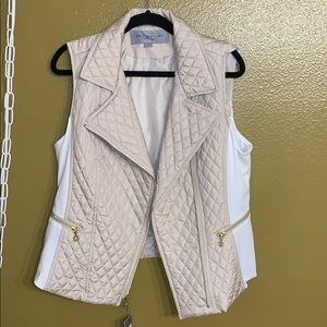 Marc New York white and cream/tan vest